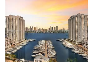 17301 Biscayne Blvd 708 North Miami Beach, FL 33160 - MLS#A11942230