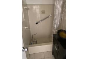 100 Se 3 Ave 3 Hallandale Beach, FL 33009 - MLS#A11942248