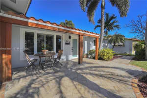 2011 Ne 31st Ct Lighthouse Point, FL 33064 - MLS#A11942263