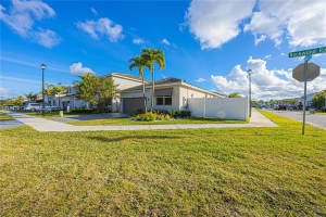 7214 Rockwood Rd Jupiter, FL 33458 - MLS#A11942273