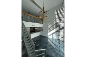 7744 Collins Ave 17, Miami Beach