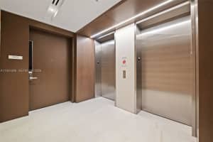 300 Biscayne Blvd Way 403c Miami, FL 33131 - MLS#A11942386