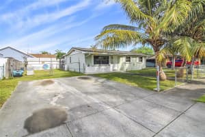 16025 Sw 298th Ter Homestead, FL 33033 - MLS#A11942398