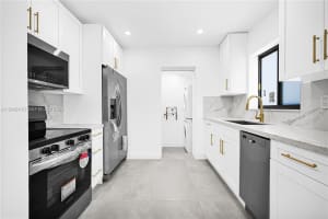 2261 Sw 26th St Miami, FL 33133 - MLS#A11942413