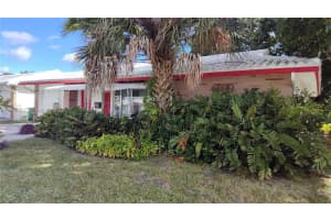 7422 Nw 70th Ave Tamarac, FL 33321 - MLS#A11942422