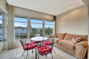 4805 Nw 35th St 603, Lauderdale Lakes