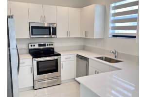 15903 Sw 2nd Pl 15903 Pembroke Pines, FL 33027 - MLS#A11942454