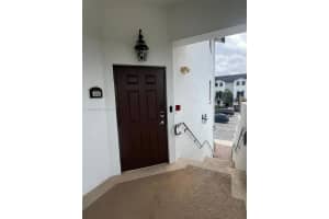 10630 Nw 88th St 201 Doral, FL 33178 - MLS#A11942460