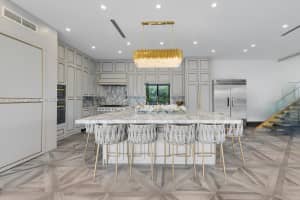 8005 Noremac Ave Miami Beach, FL 33141 - MLS#A11942552