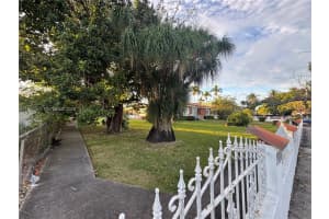 500 Sw 39th Ct Miami, FL 33134 - MLS#A11942563