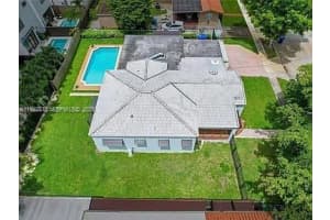 3050 Sw 21st St Miami, FL 33145 - MLS#A11942573