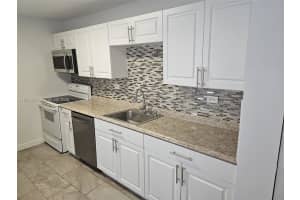 7135 Collins Ave 1011 Miami Beach, FL 33141 - MLS#A11942584