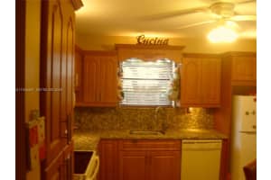 4950 E Sabal Palm Blvd 310 Tamarac, FL 33319 - MLS#A11942591