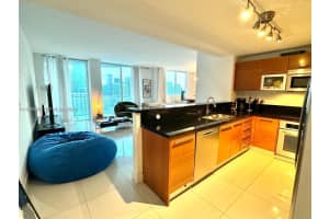 Vizcayne, 253 NE 2nd St APT 3308, Miami, FL 33132, - MLS#A11942598