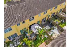 950 Ne 42nd Pl Homestead, FL 33033 - MLS#A11942605