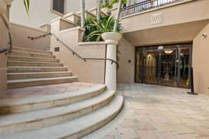 3055 Nw 126th Ave 310 Sunrise, FL 33323 - MLS#A11942614