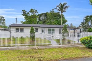 17130 Nw 51st Pl, Miami Gardens