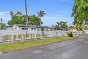 17130 Nw 51st Pl Miami Gardens, FL 33055 - MLS#A11942661