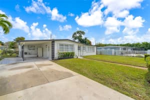 19525 Nw 38th Ct Miami Gardens, FL 33055 - MLS#A11942673