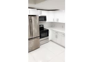 5181 Ne 16th Ave A Pompano Beach, FL 33064 - MLS#A11942678