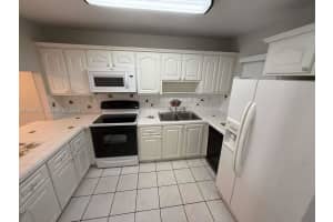 305 W 68th St 519 Hialeah, FL 33014 - MLS#A11942701