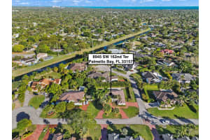 8945 Sw 162nd Ter Palmetto Bay, FL 33157 - MLS#A11942706