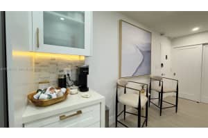 5161 Collins Ave APT 715, Miami Beach, FL 33140, - MLS#A11942742