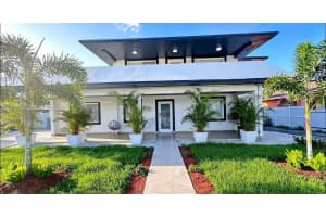 747 E 19th St, Hialeah