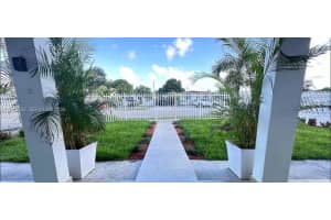 747 E 19th St Hialeah, FL 33013 - MLS#A11942758