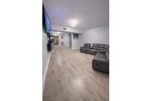 6305 Hayes St Hollywood, FL 33024 - MLS#A11942763