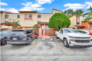 9907 Nw 9th St Cir 15-20 Miami, FL 33172 - MLS#A11942772