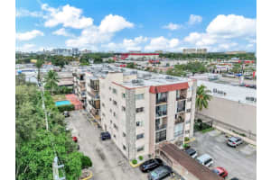 3640 Nw 9th St 401, Miami