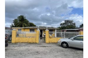 2983 Nw 97th St, Miami