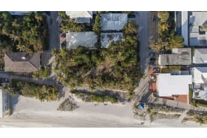 5784 N Surf Rd Hollywood, FL 33019 - MLS#A11942862