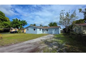 1700 N Cypress Rd Pompano Beach, FL 33060 - MLS#A11942865