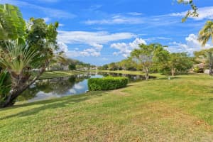 5149 E Lakes Dr Deerfield Beach, FL 33064 - MLS#A11942893