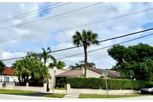 2725 Sw 102nd Ave Miami, FL 33165 - MLS#A11942923