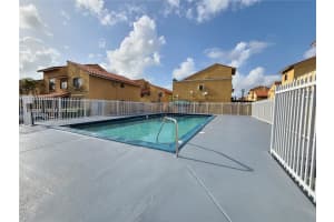 2710 W 60th Pl 202 Hialeah, FL 33016 - MLS#A11942924