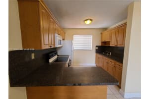 2710 W 60th Pl 202 Hialeah, FL 33016 - MLS#A11942924