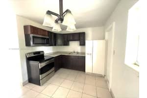 2831 Nw 13th Ct 2831 Fort Lauderdale, FL 33311 - MLS#A11942935