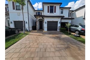 10918 W 33rd Way Hialeah, FL 33018 - MLS#A11942937