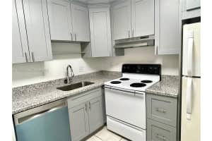 10992 Royal Palm Blvd Bldg 2 6 Coral Springs, FL 33065 - MLS#A11942953