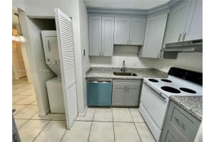 10992 Royal Palm Blvd Bldg 2 6 Coral Springs, FL 33065 - MLS#A11942953