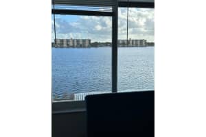 1150 Ne 191st St 45, Miami