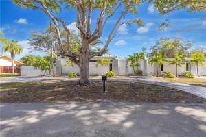 18555 Sw 83rd Pl Cutler Bay, FL 33157 - MLS#A11942992