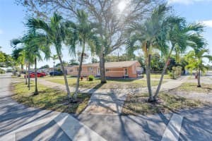 1450 Nw 198th St Miami Gardens, FL 33169 - MLS#A11943002