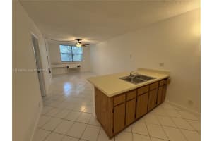 2401 Riverside Dr 314-b Coral Springs, FL 33065 - MLS#A11943006