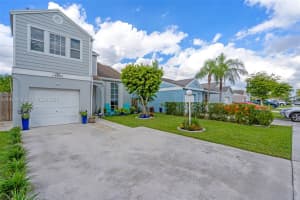 14642 Sw 128th Ct Rd Miami, FL 33186 - MLS#A11943023