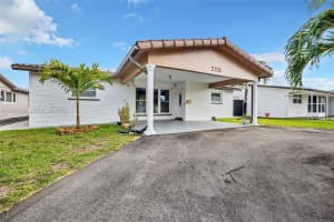 2211 N 50th Ave Hollywood, FL 33021 - MLS#A11943033