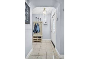 2211 N 50th Ave Hollywood, FL 33021 - MLS#A11943033